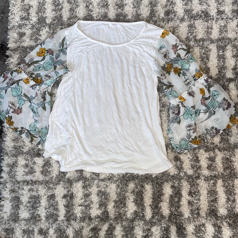 Maurices shirt